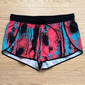 Fabletics Carrie Workout Shorts | M